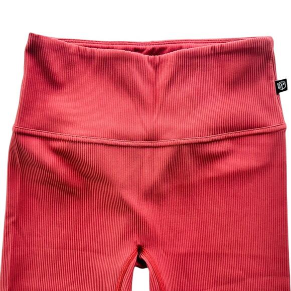 Born Primitive Ribbed Crop Coral Pink Size Small High Rise Gym Yoga Crossfit - Picture 2 of 5